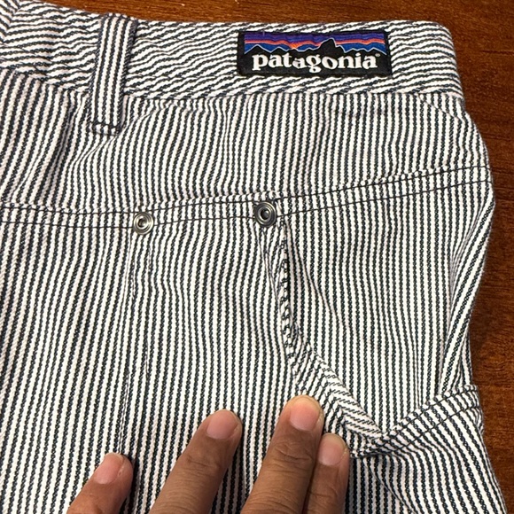 Patagonia Denim Blue and White Striped Pencil Skirt -Size 4 - Picture 6 of 6
